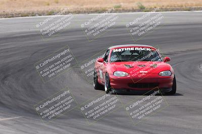 media/Jun-01-2025-CalClub SCCA (Sun) [[eae223c5dd]]/Group 1/Track Event 4/